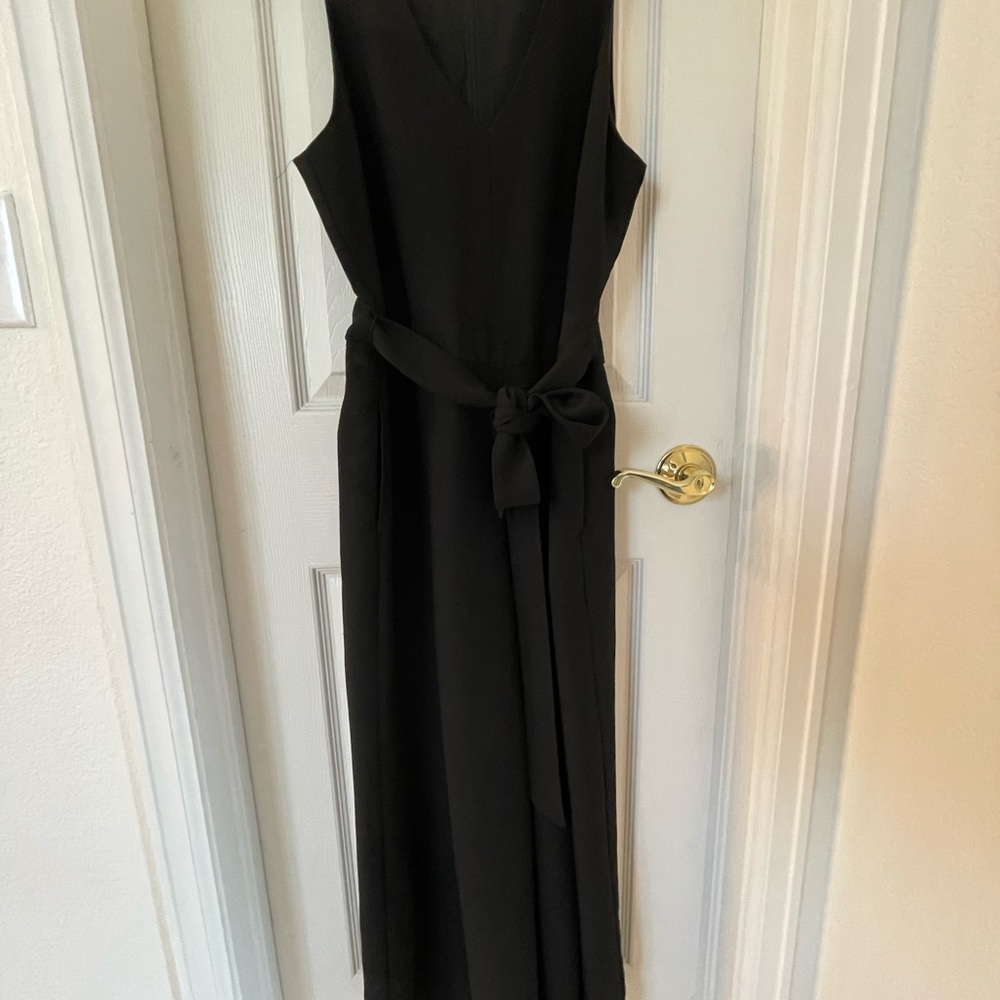 Elegant Black Sleeveless Jumpsuit